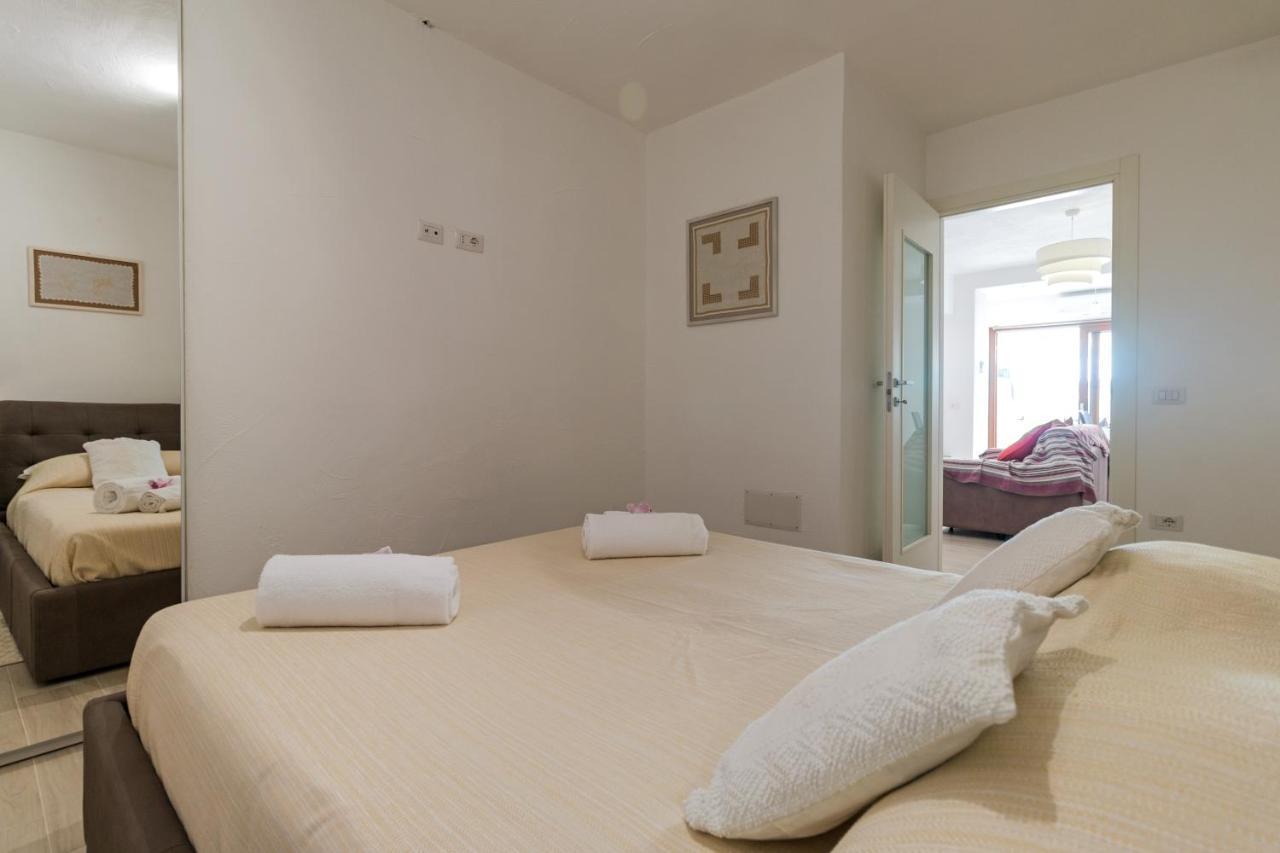 Purple Flower Suite Apartment Cala Gonone Dış mekan fotoğraf