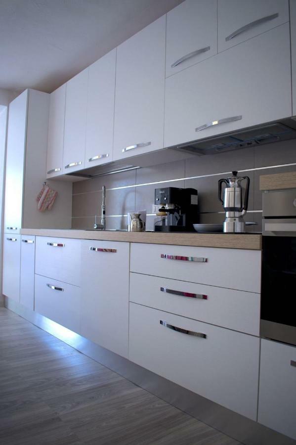 Purple Flower Suite Apartment Cala Gonone Dış mekan fotoğraf